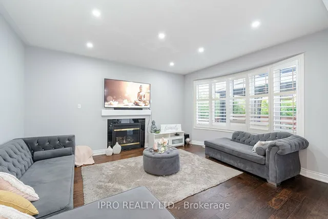 Additional image 10 of 14 Valleywest Rd