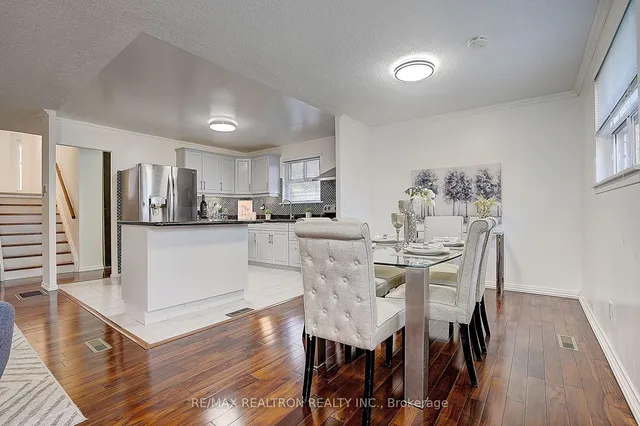 Additional image 14 of 73 Pettibone Sq