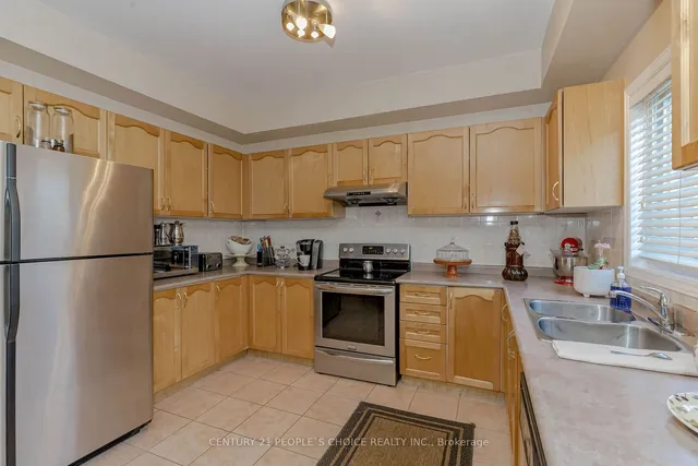 Additional image 11 of 14 Masters Green Cres