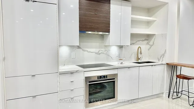 Additional image 20 of 59 Annie Craig Dr Unit PH3604