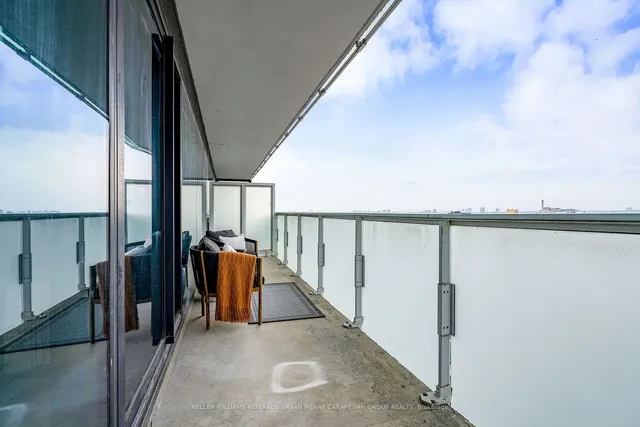 Additional image 28 of 11 Charlotte St Unit 2004