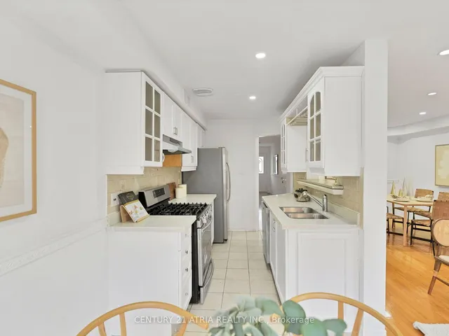 Additional image 9 of 1075 Ellesmere Rd Unit 64