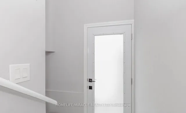 Additional image 28 of 62 Elgin Dr