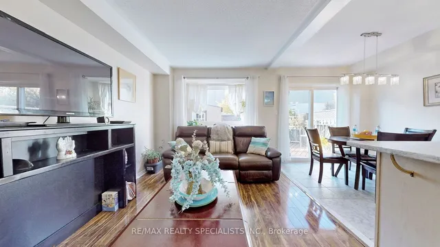 Additional image 20 of 66 Vintage Gate