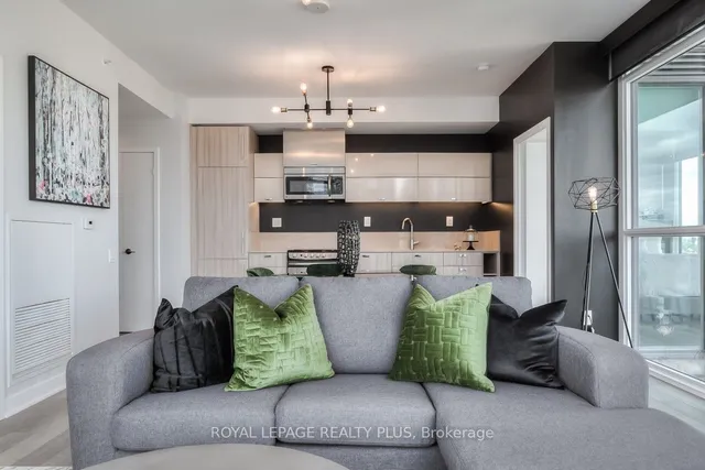 Additional image 6 of 290 Adelaide St Unit 2005