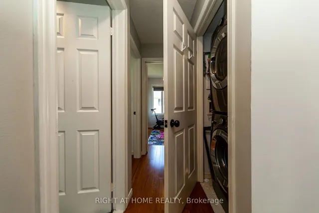 Additional image 22 of 208 Niagara St Unit 36