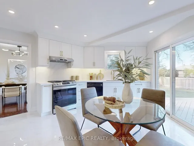 Additional image 12 of 26 Bluffwood Dr