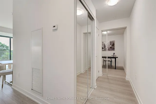 Additional image 27 of 250 Lawrence Ave Unit 607