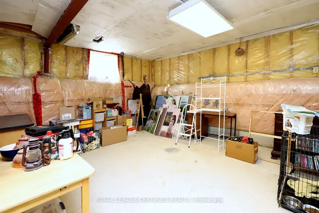 Additional image 24 of 95 Vintage Gate