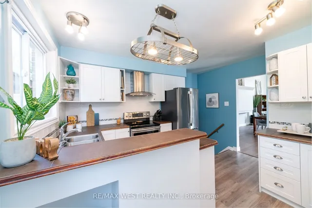 Additional image 11 of 10 Rowallan Dr