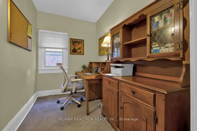 Additional image 18 of 135 Holborne Ave