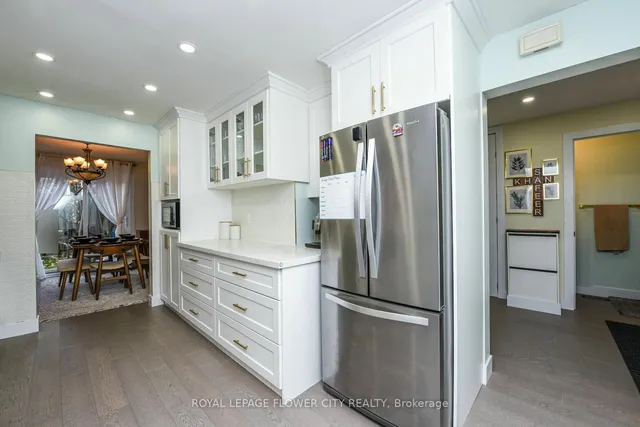 Additional image 37 of 2 Dolomite Dr