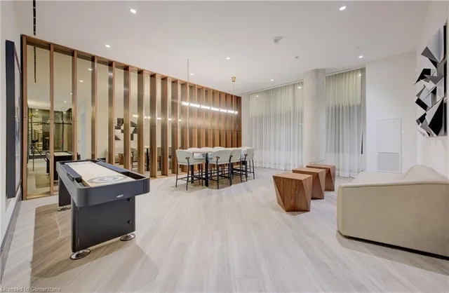 Additional image 26 of 10 Ed Clark Gdns Unit 14