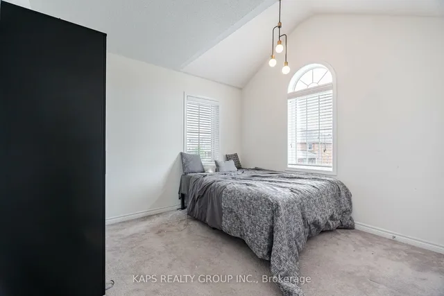 Additional image 28 of 33 Ringway Rd