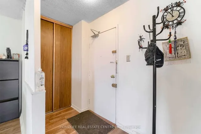 Additional image 4 of 21 Knightsbridge Rd Unit 1210