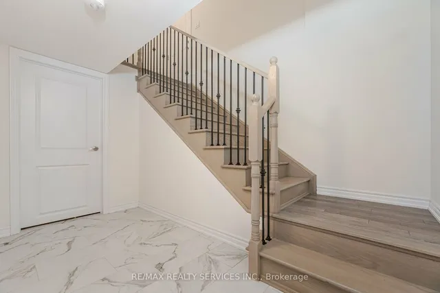 Additional image 35 of 43 Rainbrook Clse