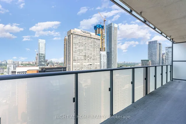 Additional image 10 of 1080 Bay St Unit 3308