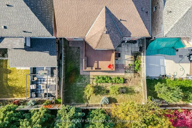 Additional image 37 of 36 Dunvegan Cres