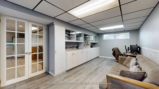 Additional image 33 of 31 Brisco St