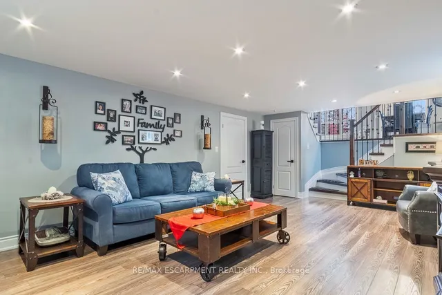 Additional image 28 of 24 WILLIS Dr