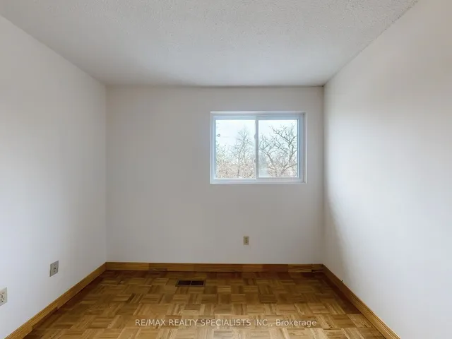 Additional image 30 of 23 Tara Park Cres Unit 23