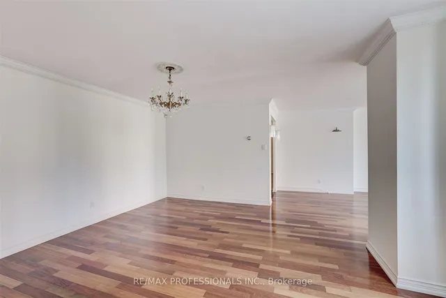 Additional image 11 of 2287 Lake Shore Blvd Unit 205