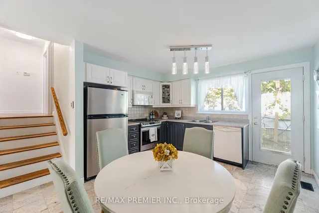 Additional image 16 of 164 Avondale Blvd