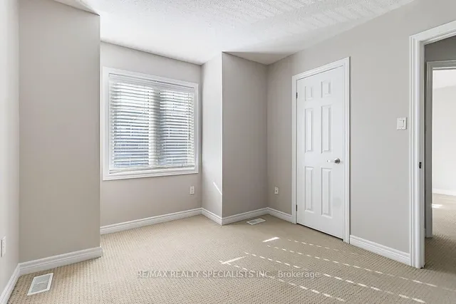 Additional image 34 of 11 SKY HARBOUR Dr