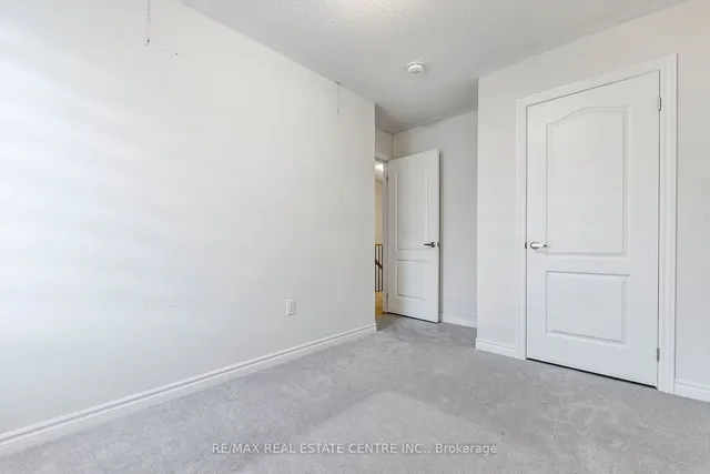 Additional image 25 of 17 Arcola St