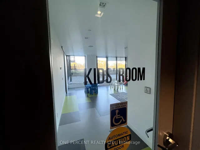 Additional image 15 of 7 SMITH Cres Unit 527