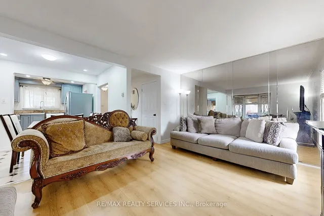 Additional image 4 of 14 Greenhills Sq