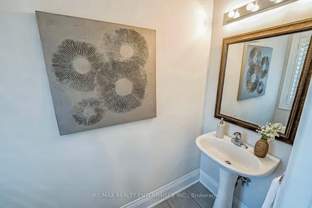 Additional image 3 of 39 Lampman Cres