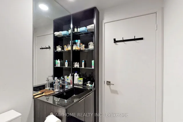 Additional image 17 of 70 Temprance St Unit 1415