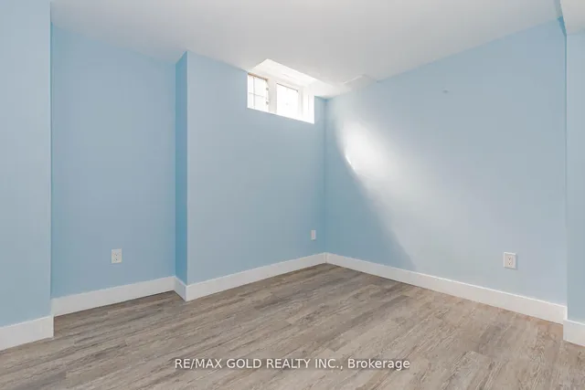 Additional image 38 of 40 Stephanie Ave