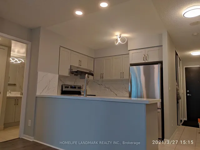 Additional image 4 of 18 Yonge St Unit 1915