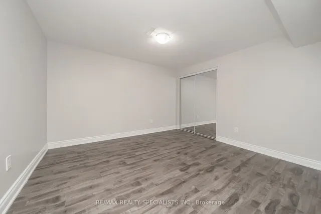 Additional image 38 of 25 Upshall Dr