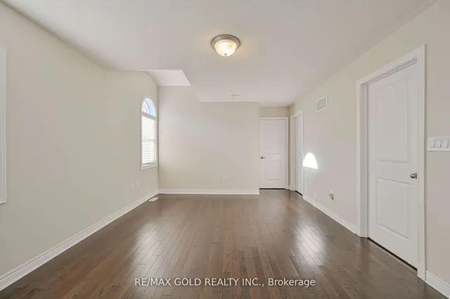 Additional image 24 of 101 Finegan Circ