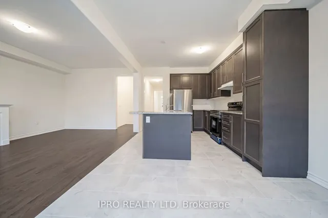 Additional image 34 of 20 Cobriza Cres
