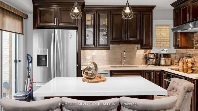 Additional image 13 of 75 Stoneledge Circ