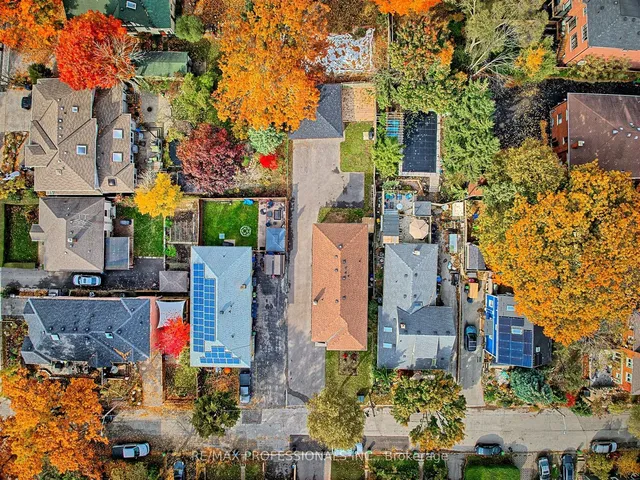 Additional image 30 of 16 Muskoka Ave