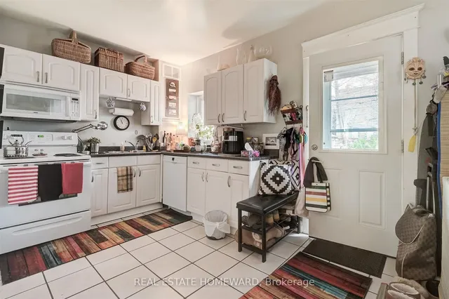 Additional image 14 of 167 Wineva Ave