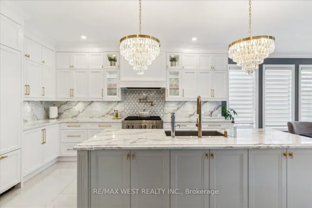 Additional image 11 of 36 Lampman Cres