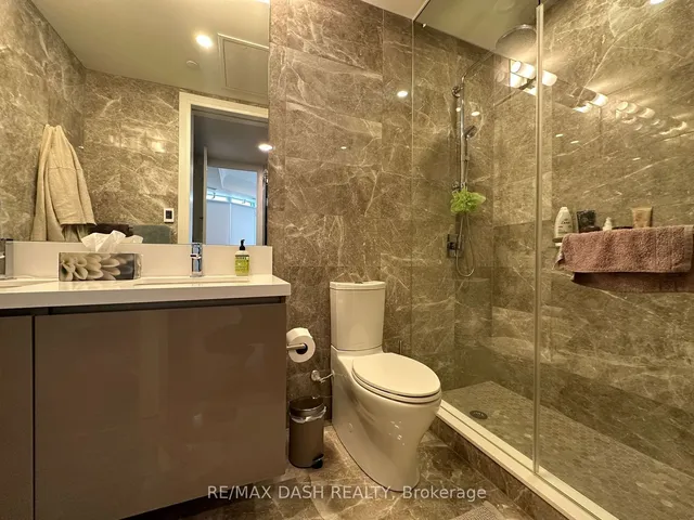 Additional image 15 of 151 Avenue Rd Unit 1002