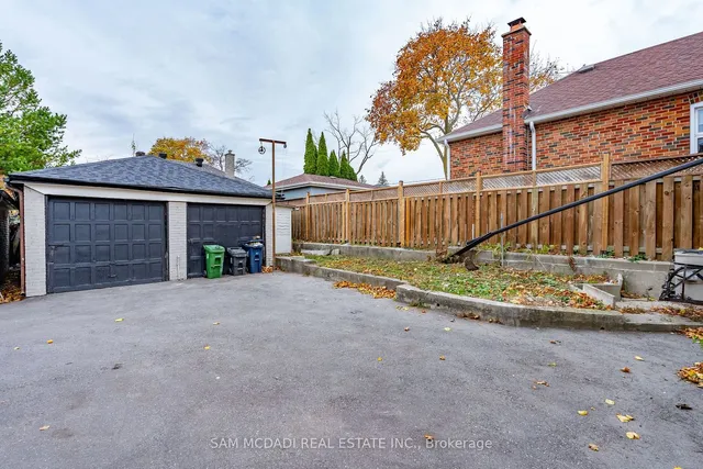 Additional image 34 of 90A Bicknell Ave