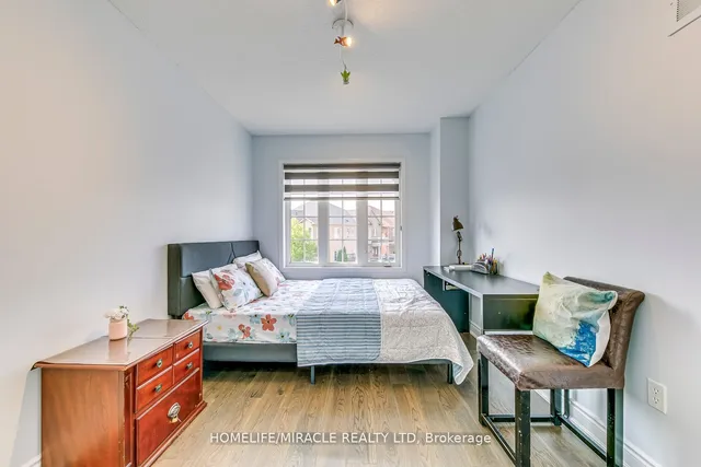 Additional image 20 of 63 Portrush Tr