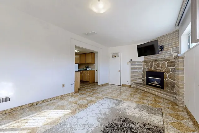 Additional image 27 of 16 Thwaite Ave