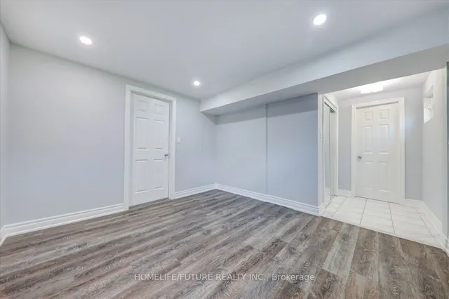 Additional image 30 of 43 Tamarisk Dr