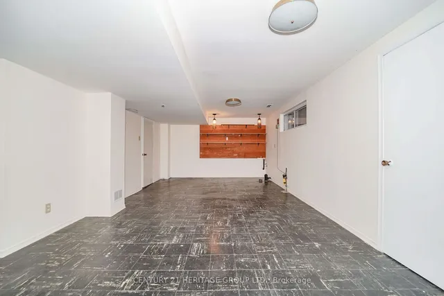 Additional image 22 of 35 Caswell Dr