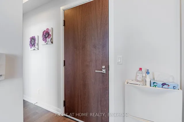 Additional image 30 of 255 Village Green Sq Unit 3108