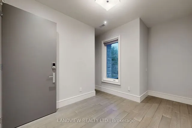 Additional image 27 of 38 Lorraine Dr